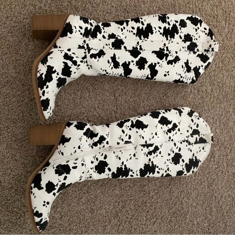 Altar’d state knee high cow print boots (women’s 8.5)